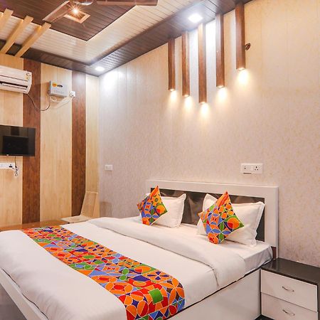 Fabhotel Uma Yugul Ayodhya Exterior foto