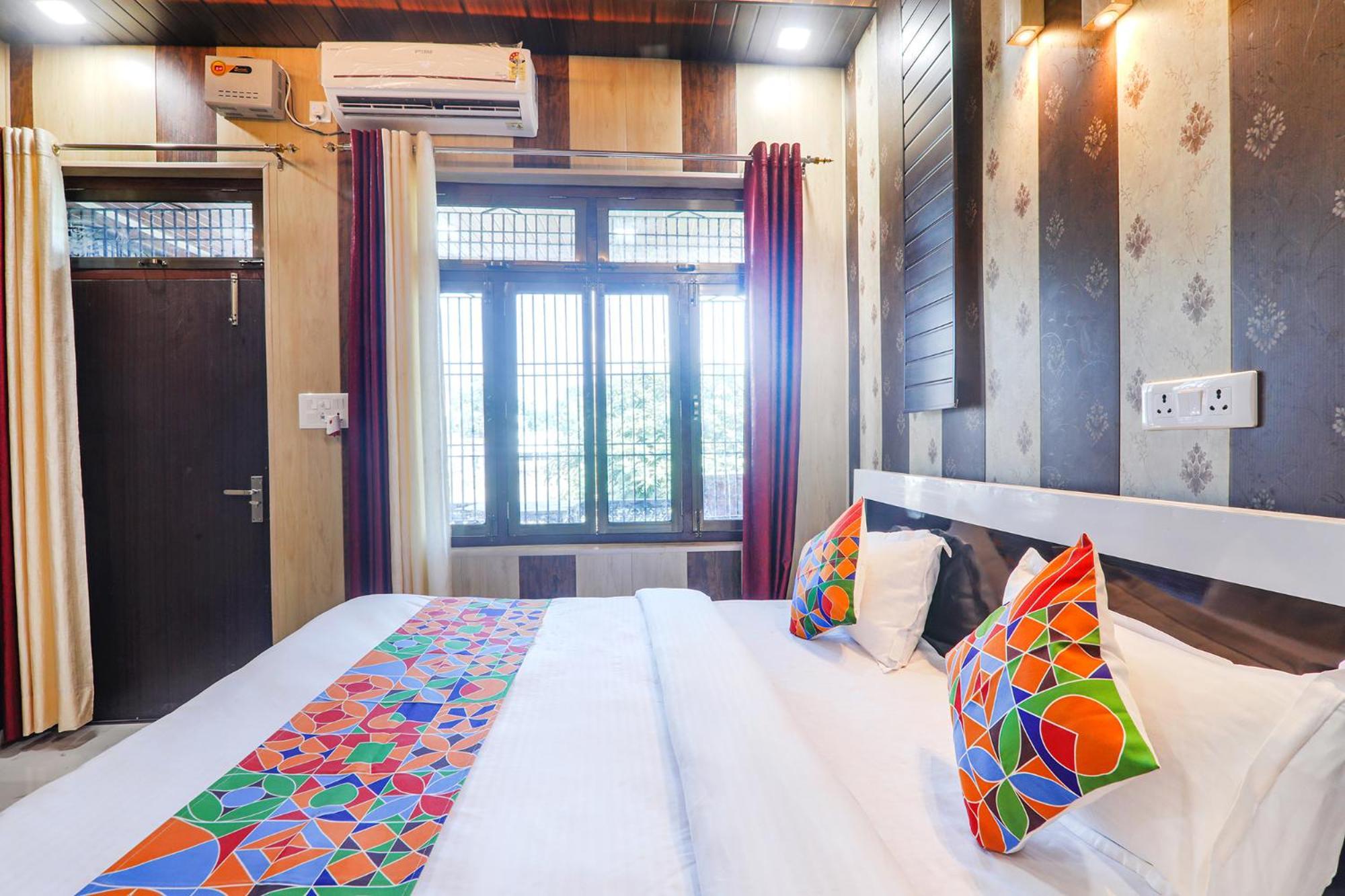 Fabhotel Uma Yugul Ayodhya Exterior foto