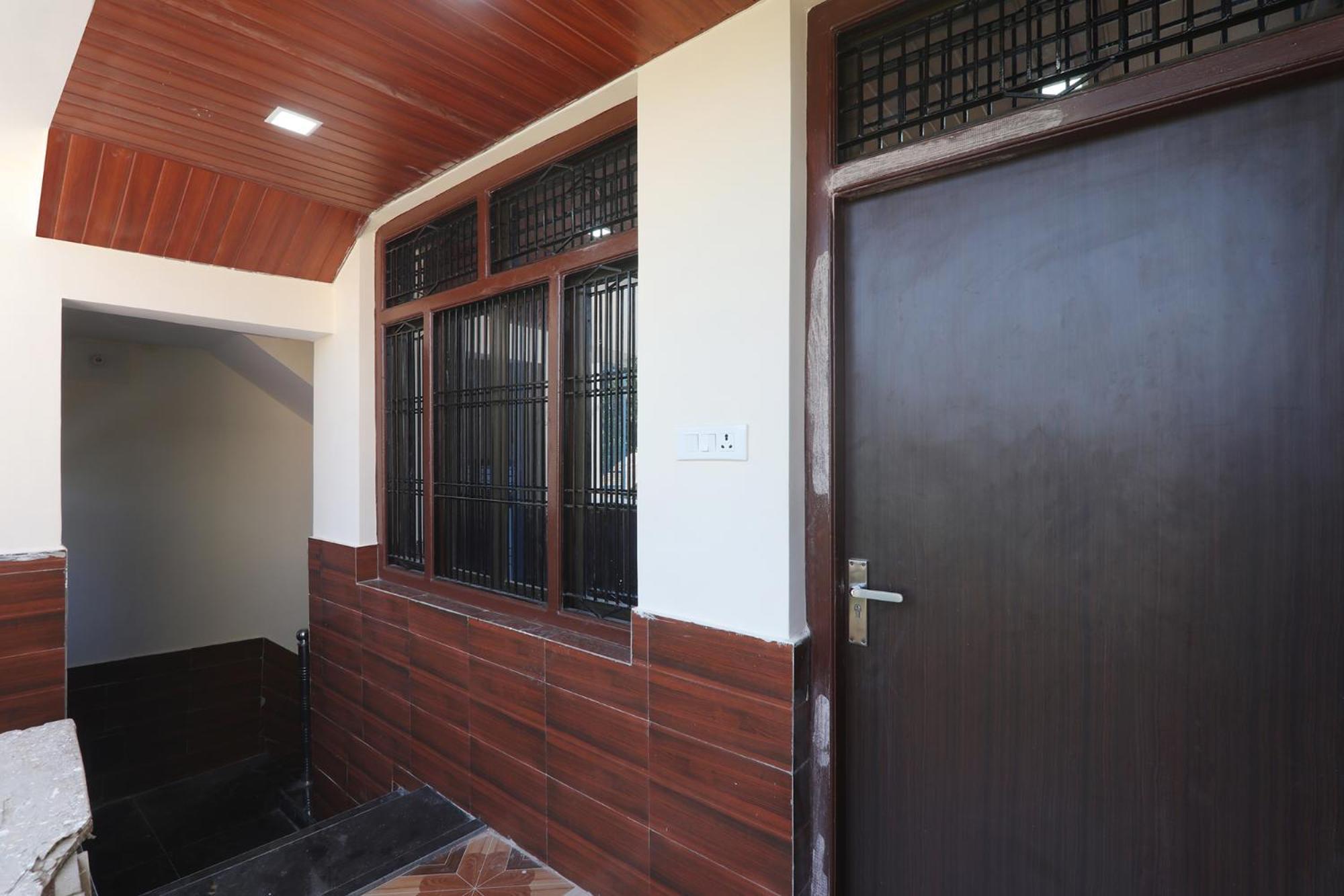 Fabhotel Uma Yugul Ayodhya Exterior foto