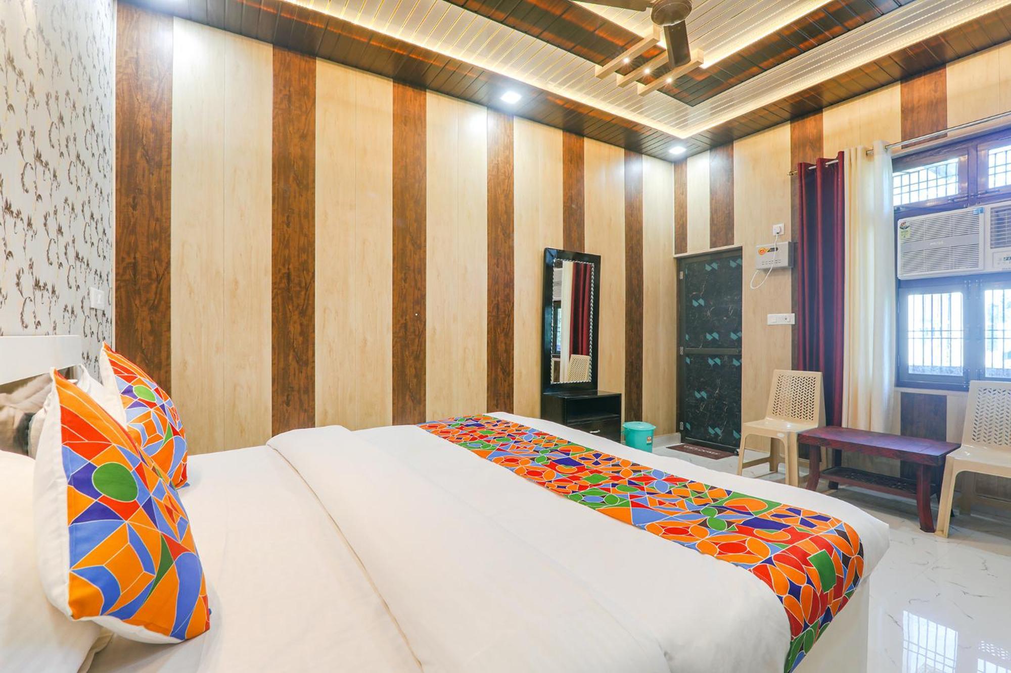 Fabhotel Uma Yugul Ayodhya Exterior foto